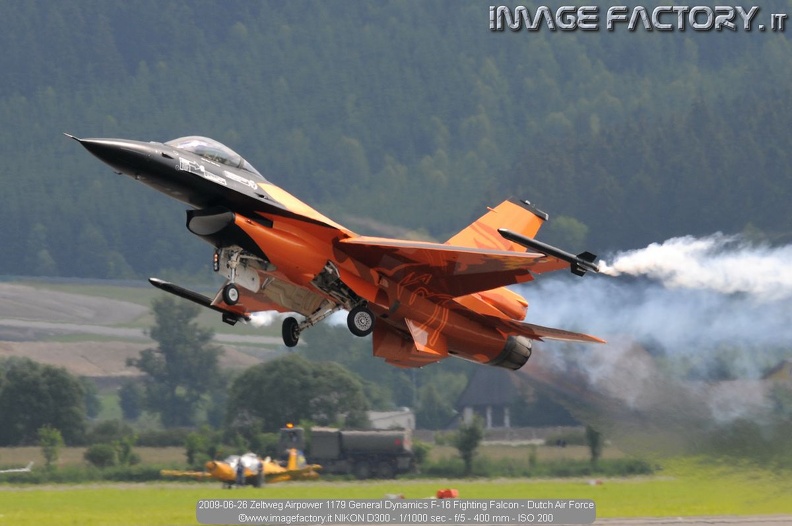2009-06-26 Zeltweg Airpower 1179 General Dynamics F-16 Fighting Falcon - Dutch Air Force.jpg